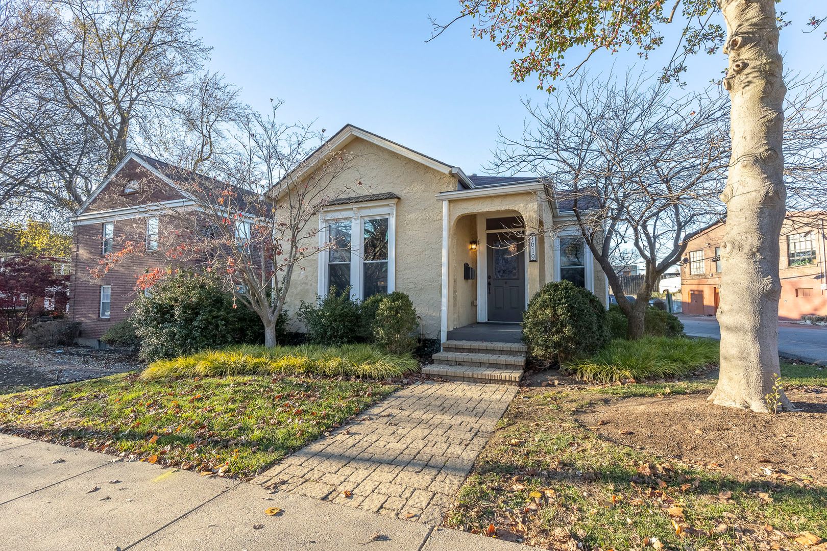 1619 Ellwood Avenue Highlands – photo 1