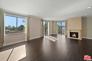 152 South Oakhurst Drive – photo 3