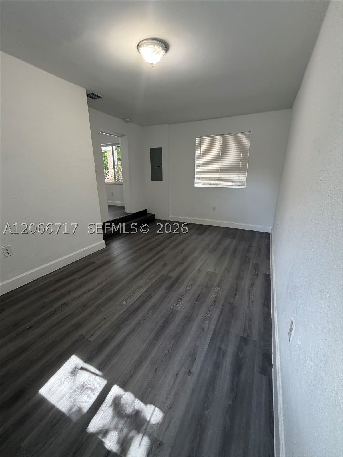 328 SW 15th Ave – photo 4