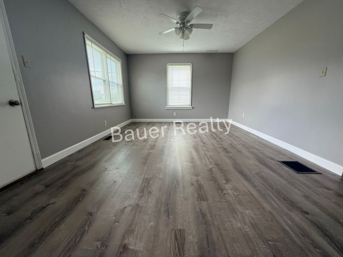 Two Bedroom Home With Attached Garage – photo 5