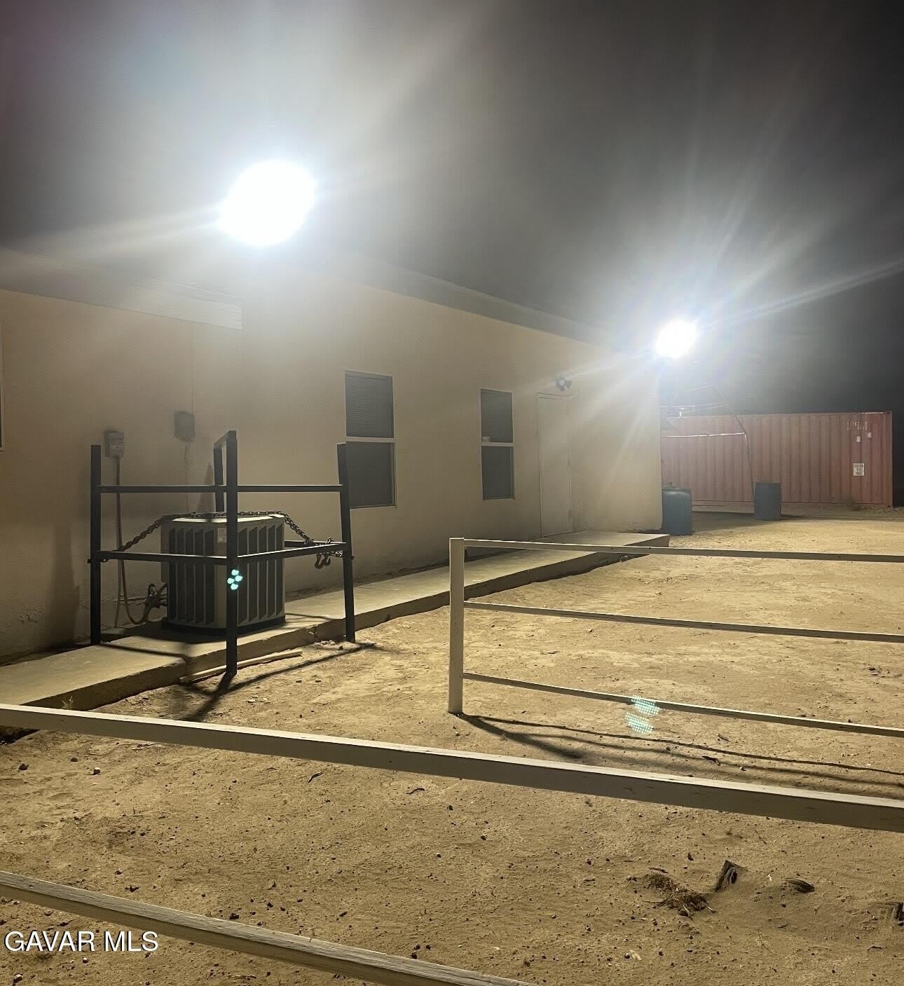 18512 E Avenue Q – photo 4