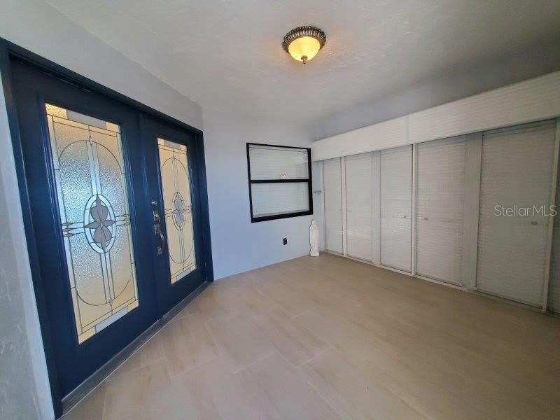 1600 W MARION Avenue – photo 5