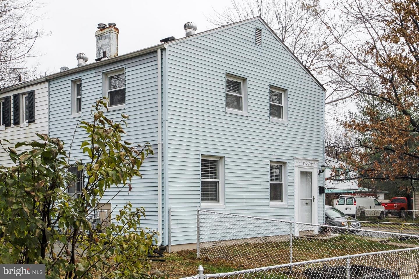 5627 8TH ST S – photo 2