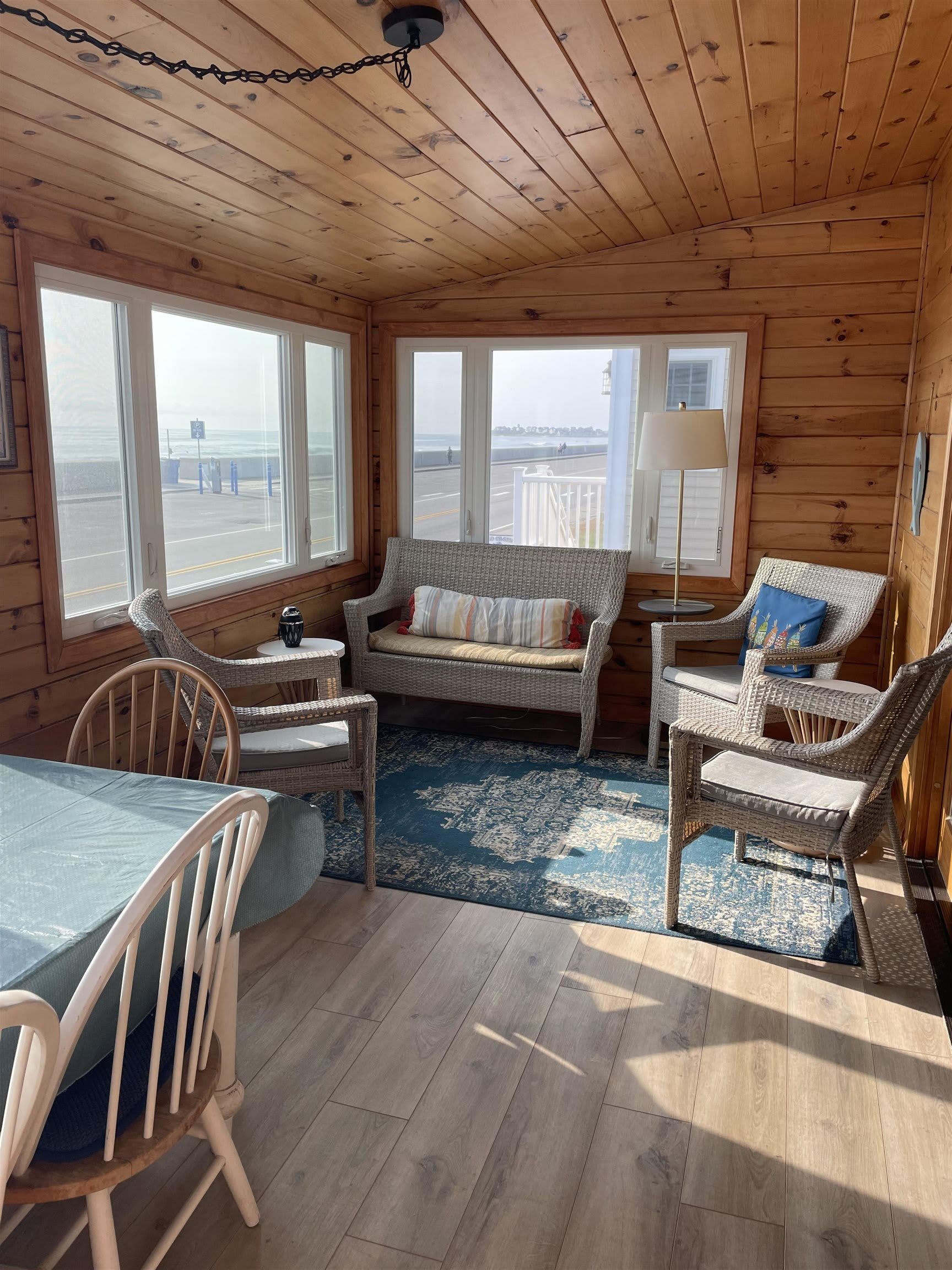 885 Ocean Boulevard – photo 4