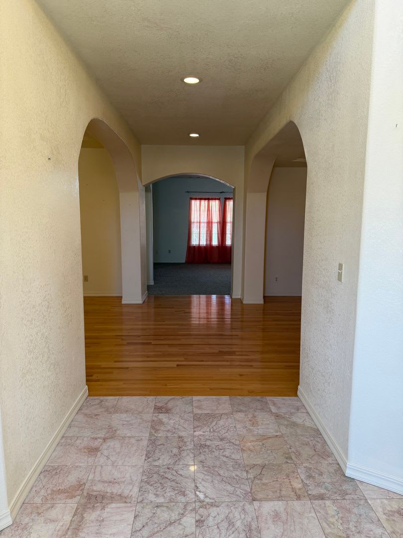 4 Bedroom 3 5 Bath On Acreage With Shop – photo 4