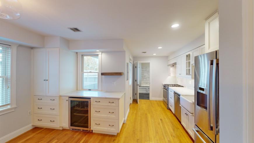 214 West 7Th St – photo 2