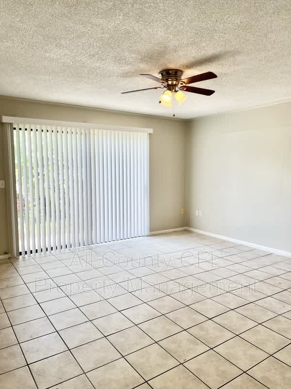 6065 Village Circle – photo 4