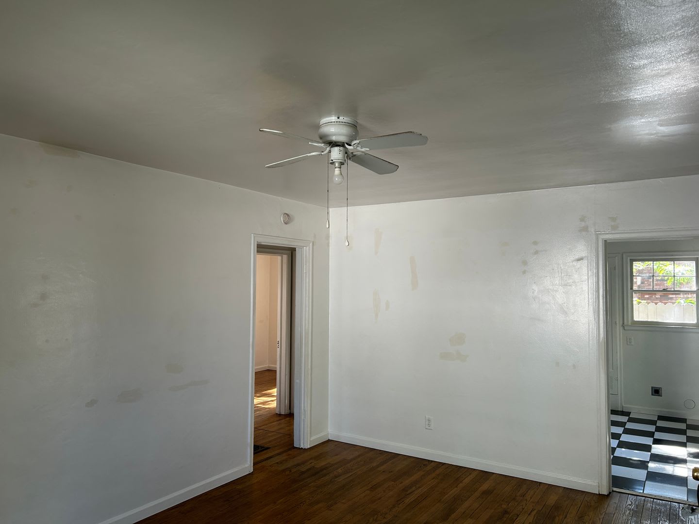 **MIDTOWN – photo 2