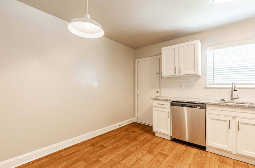 Victory at Edgewood Apartments – photo 2