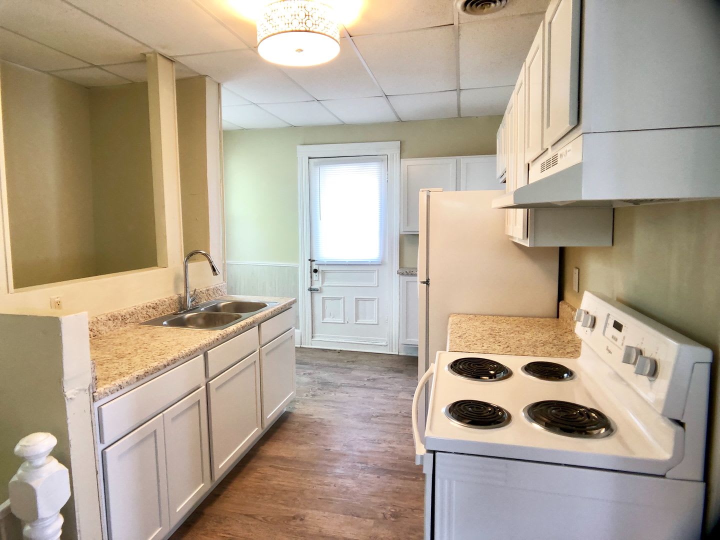 Great 2Nd Floor Apt Next To Greensboro College And Convenient To Downtown – photo 3