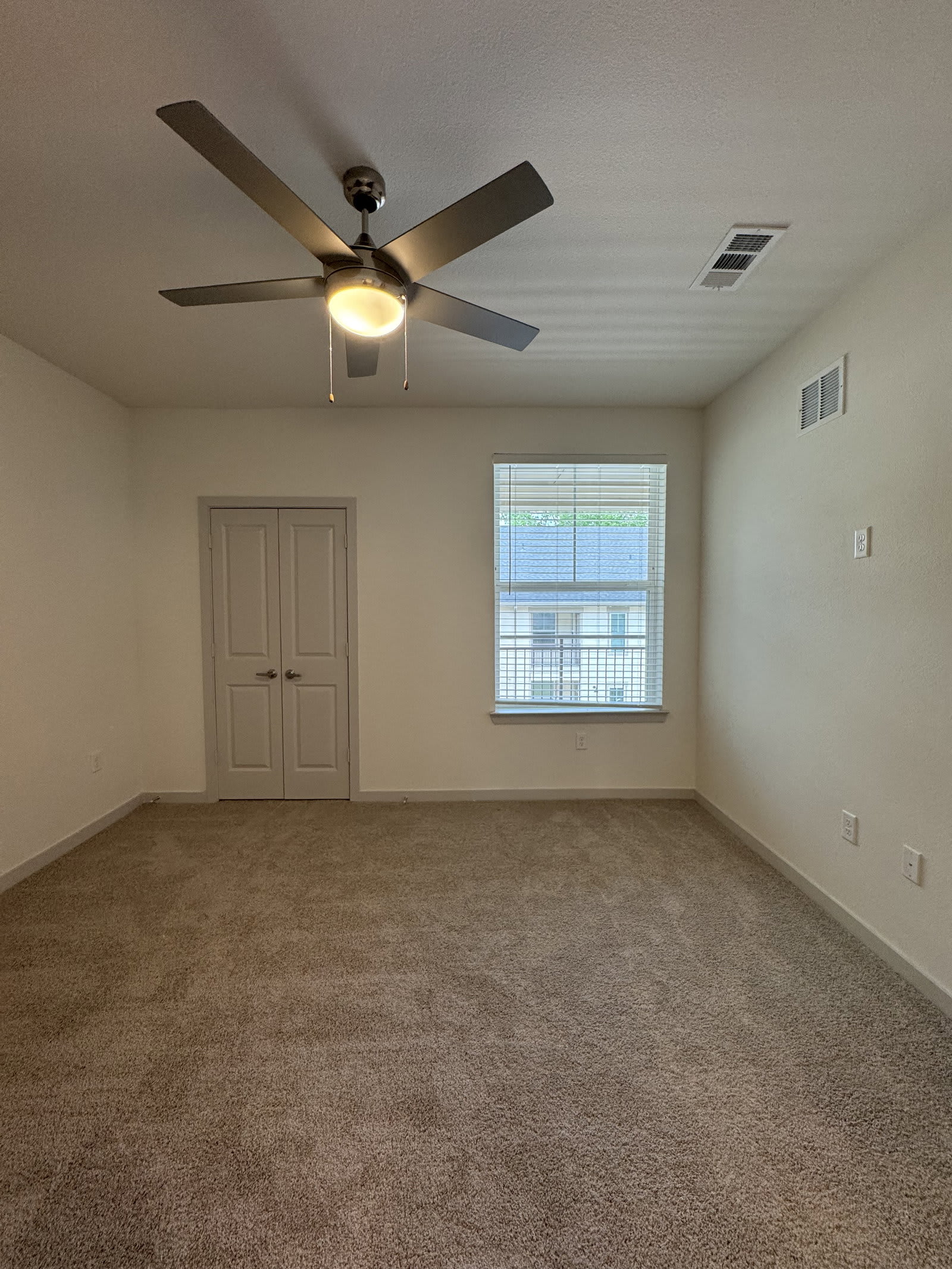 1300 Southeast Parkway – photo 5
