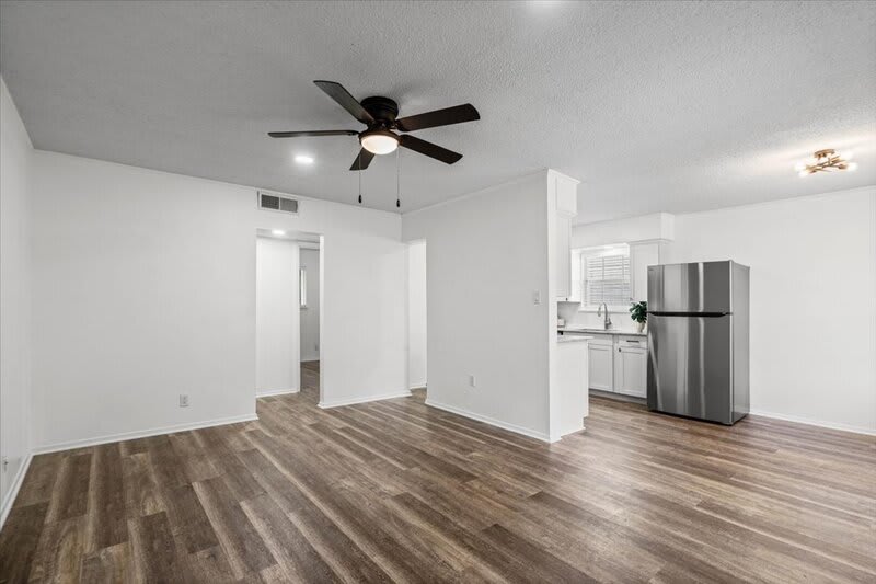 3415 Willowrun Drive – photo 3
