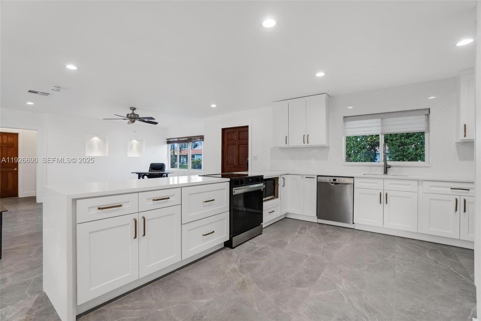 1478 Ne 57Th Street Fort Lauderdale Fl 33334 – photo 2