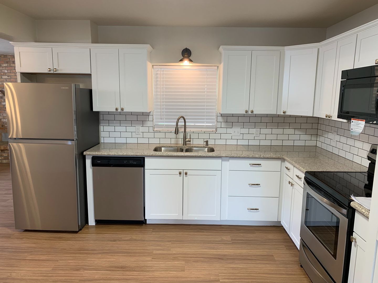 Available Now! 3/2 in central Lubbock! – photo 4