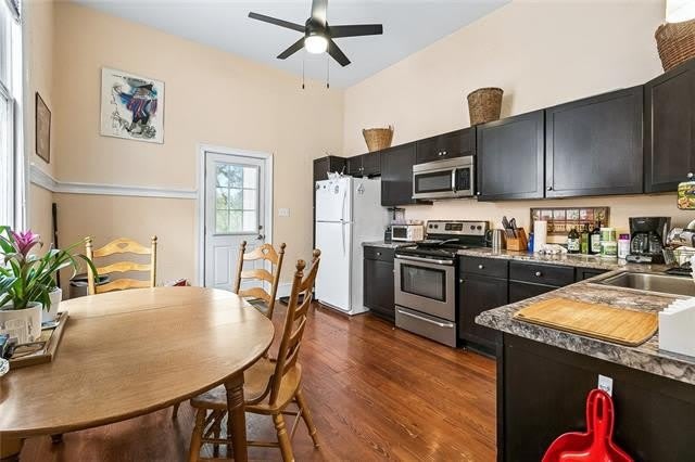 2101 S CARROLLTON Street – photo 5