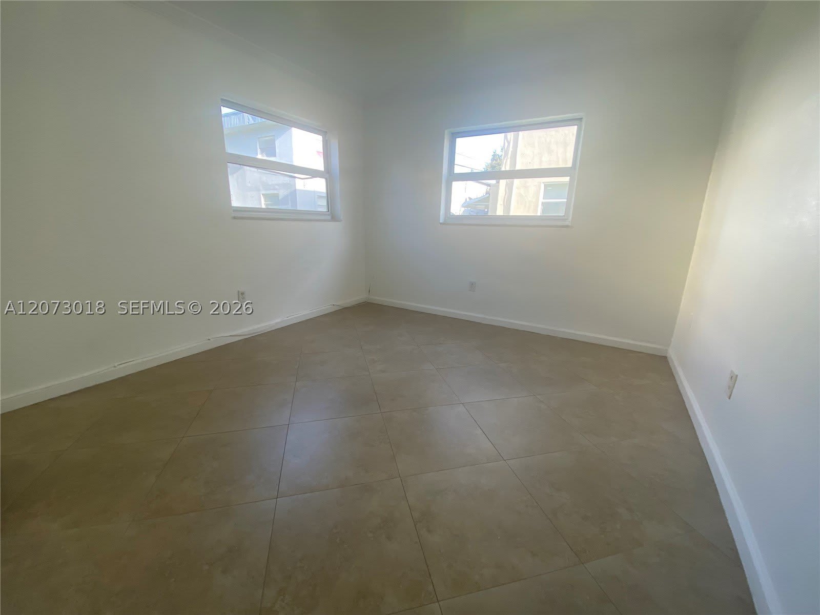 3670 SW 60th Ave – photo 4