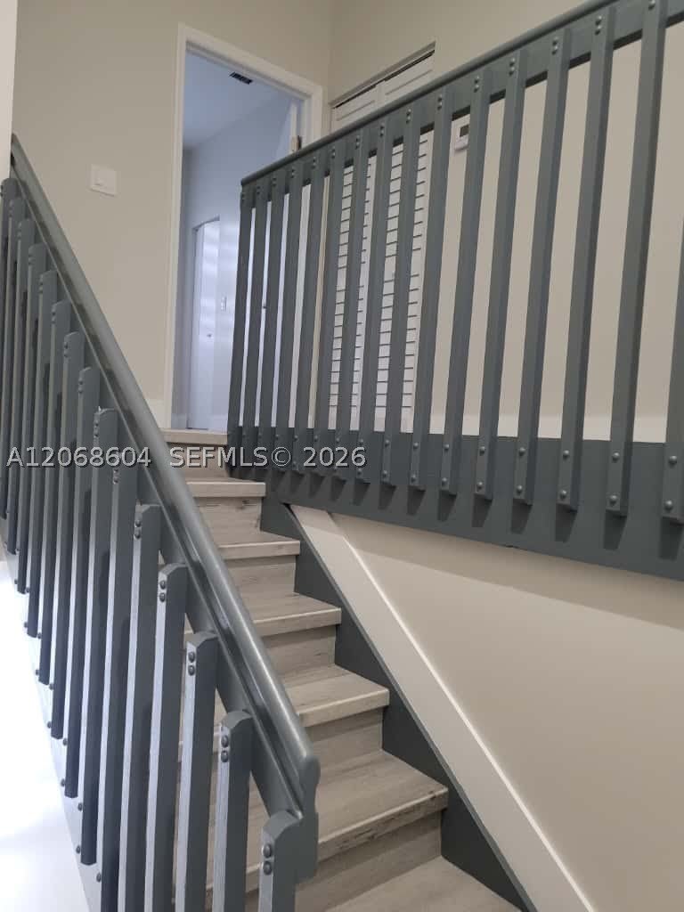 19177 Nw 37 Ave – photo 5