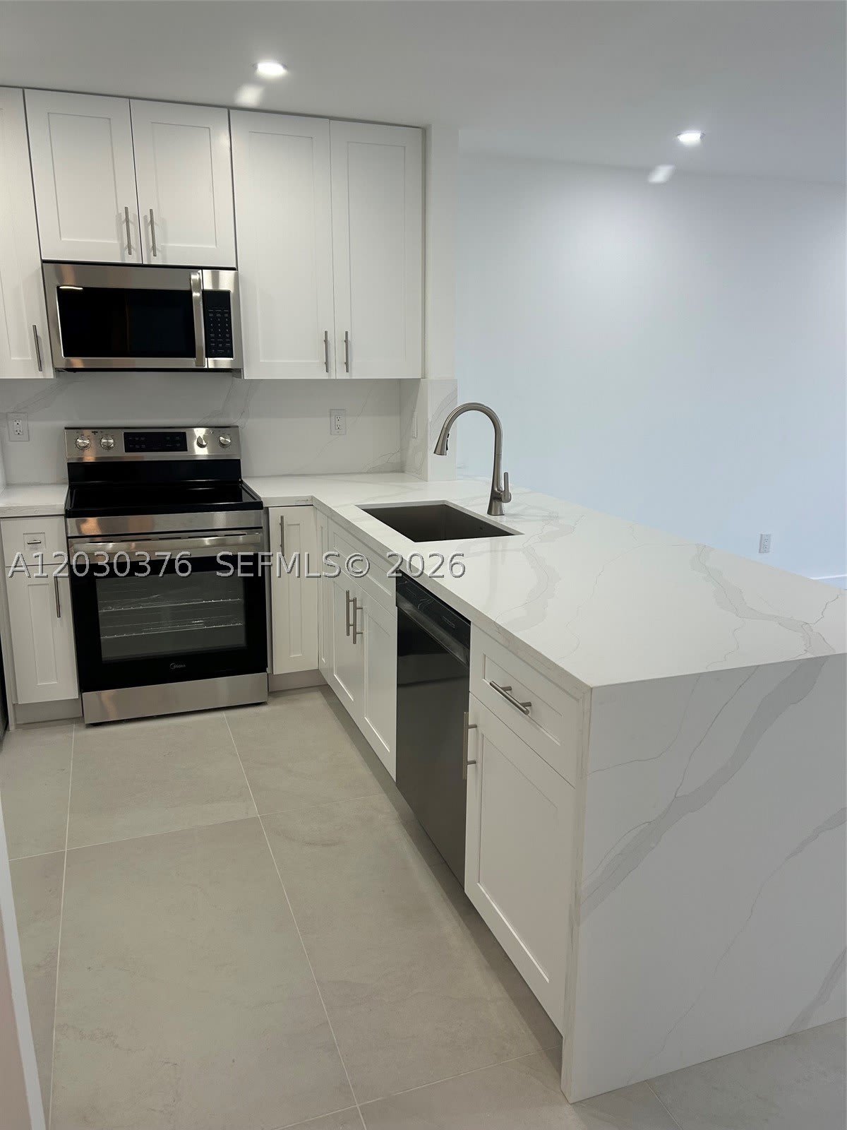 7732 Camino Real – photo 5