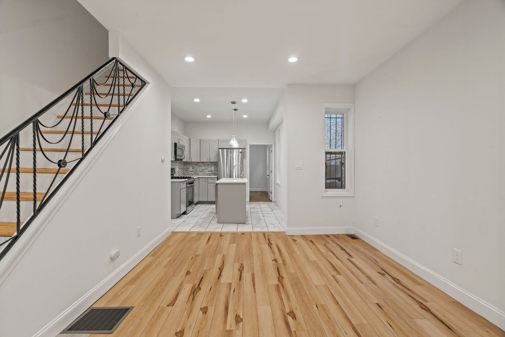 1630 Edgley St. Philadelphia PA 19121 – photo 5
