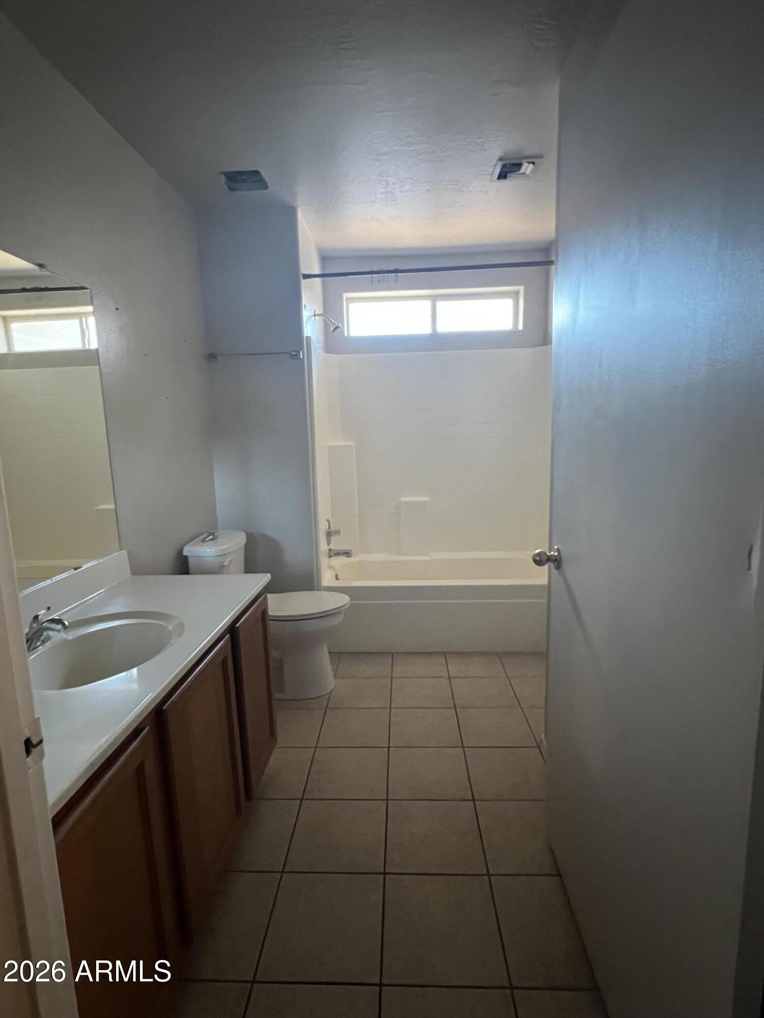 1002 N COLORADO Street – photo 4