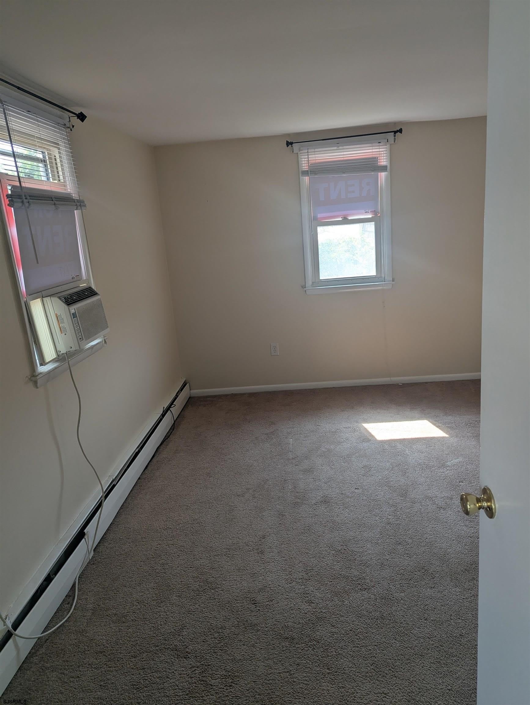 40 Delaware Ave – photo 2