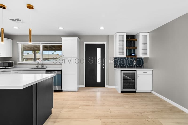 1702 N 74th St – photo 5