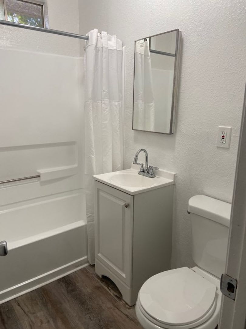1134 E 81st St – photo 5