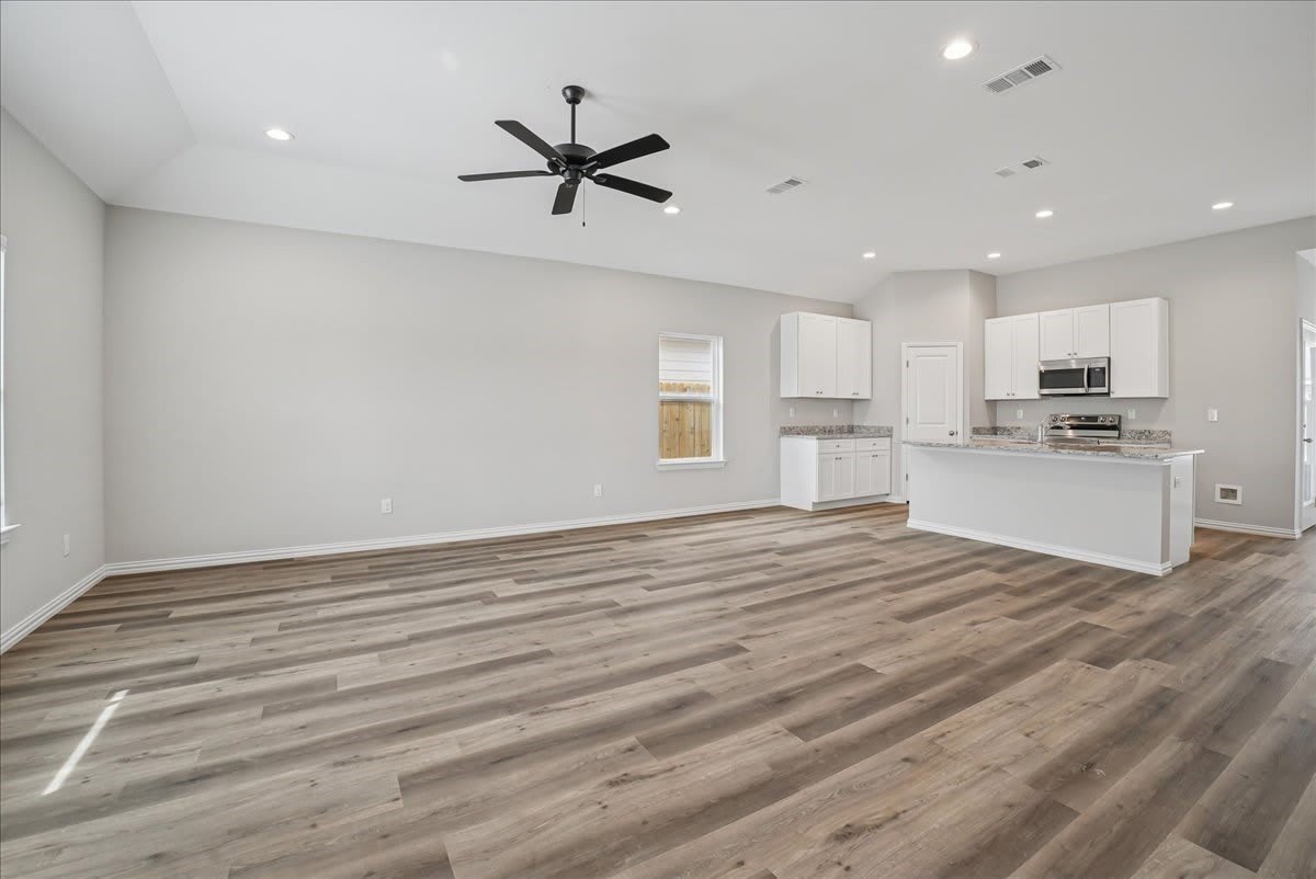 4704 Delano Street – photo 3