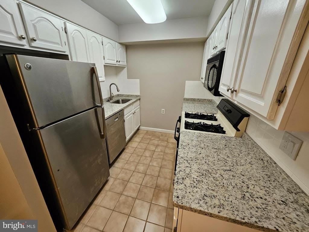 200 N WAYNE AVENUE – photo 5