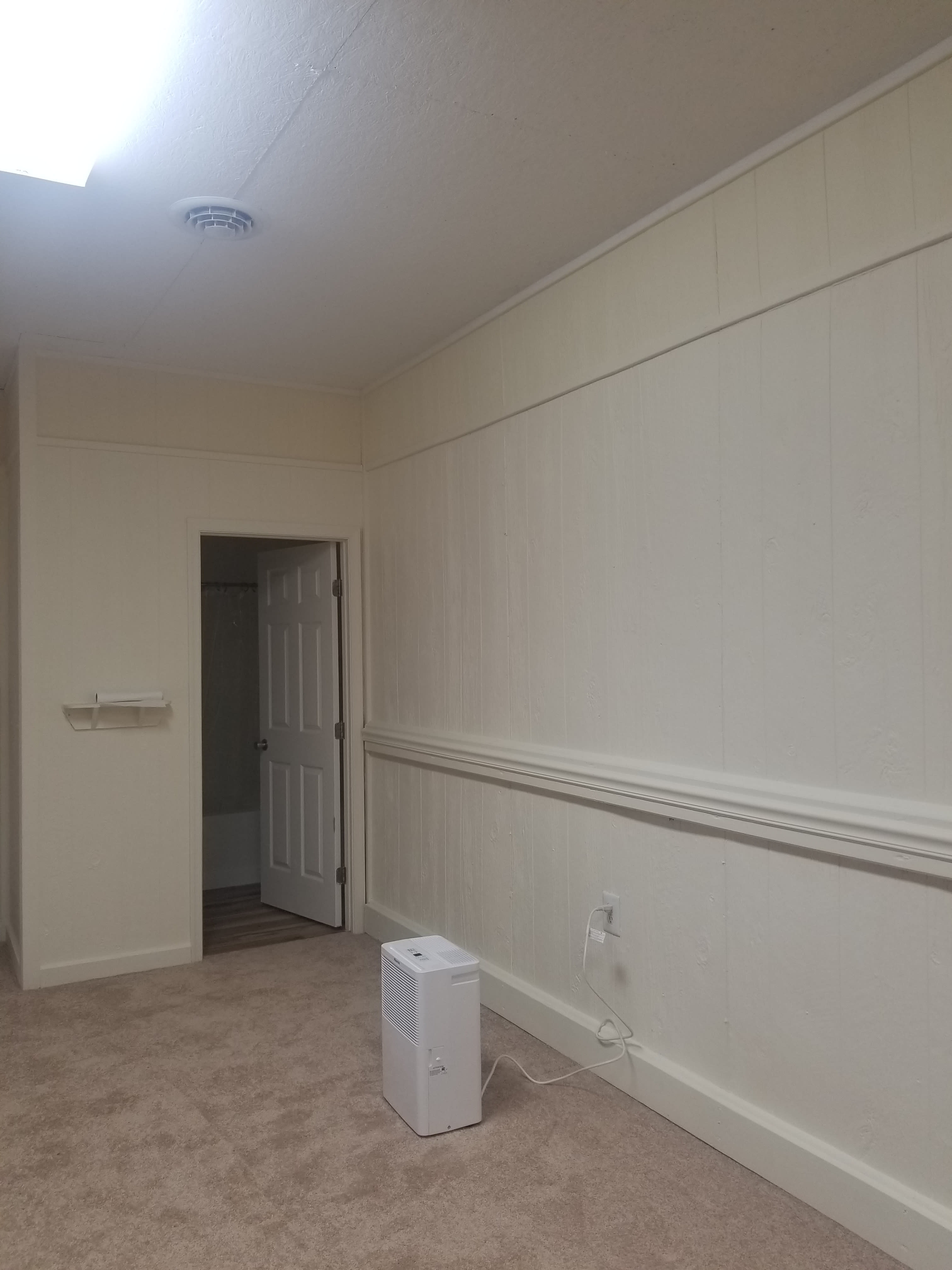 285 Draft Ave – photo 3