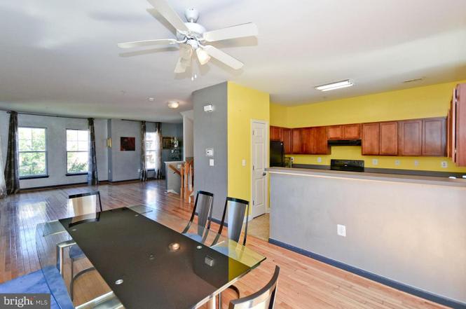 4861 F Street Southeast – photo 3
