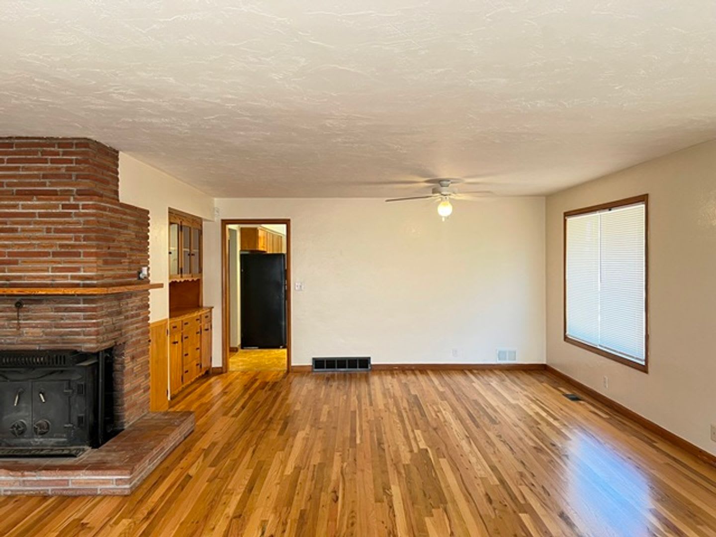 3Bd/2Ba Single Story House – photo 4