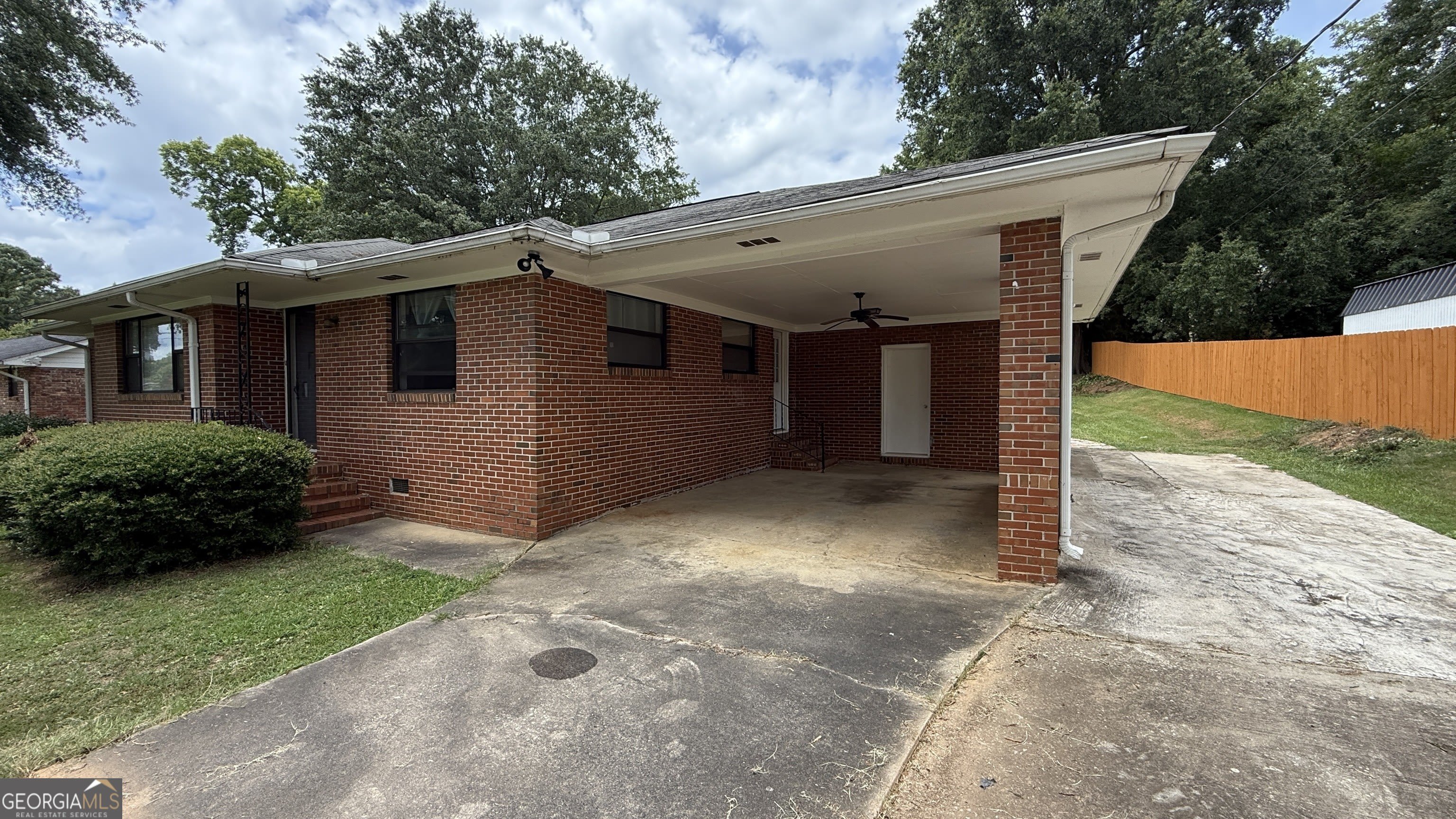 12 Georgia Avenue – photo 2