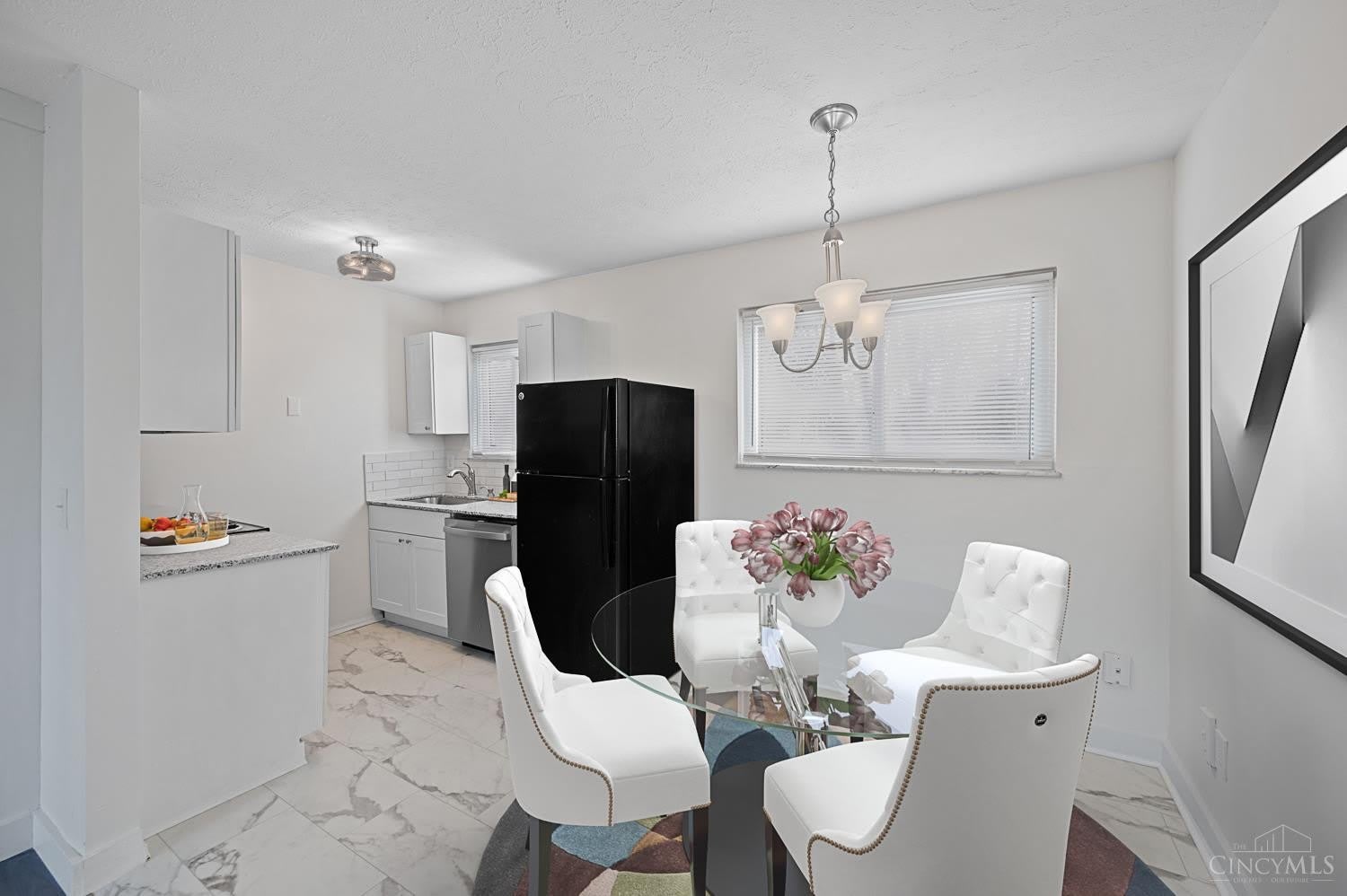 2638 Stanton Avenue – photo 3