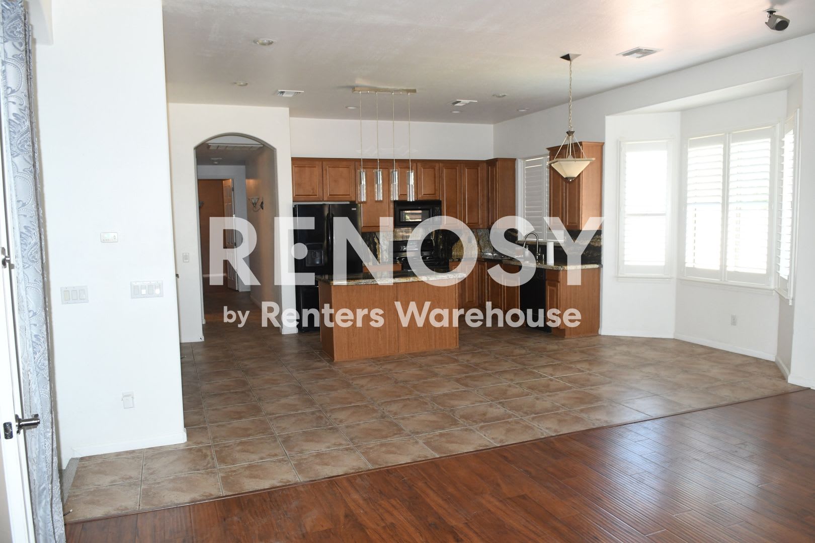 4 BD + Office, 2.5 BA. 3-Car Garage w/ Pool in Litchfield Park! – photo 3