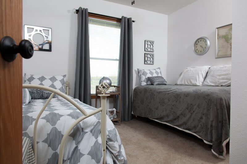 563 lulu lane – photo 4