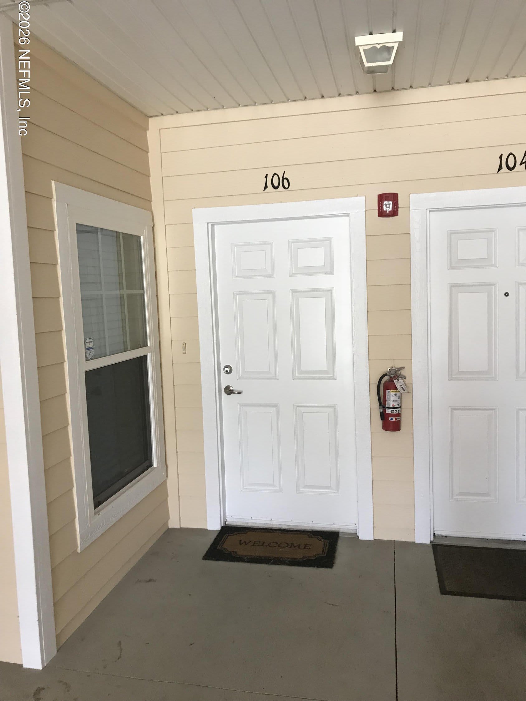 8201 GREEN PARROT Road – photo 1