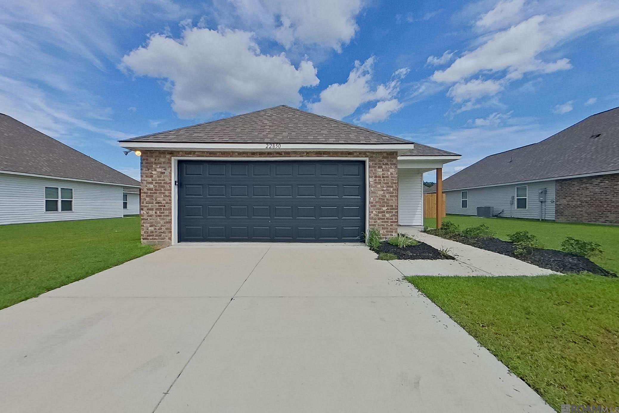 22850 Monterey Ave – photo 1