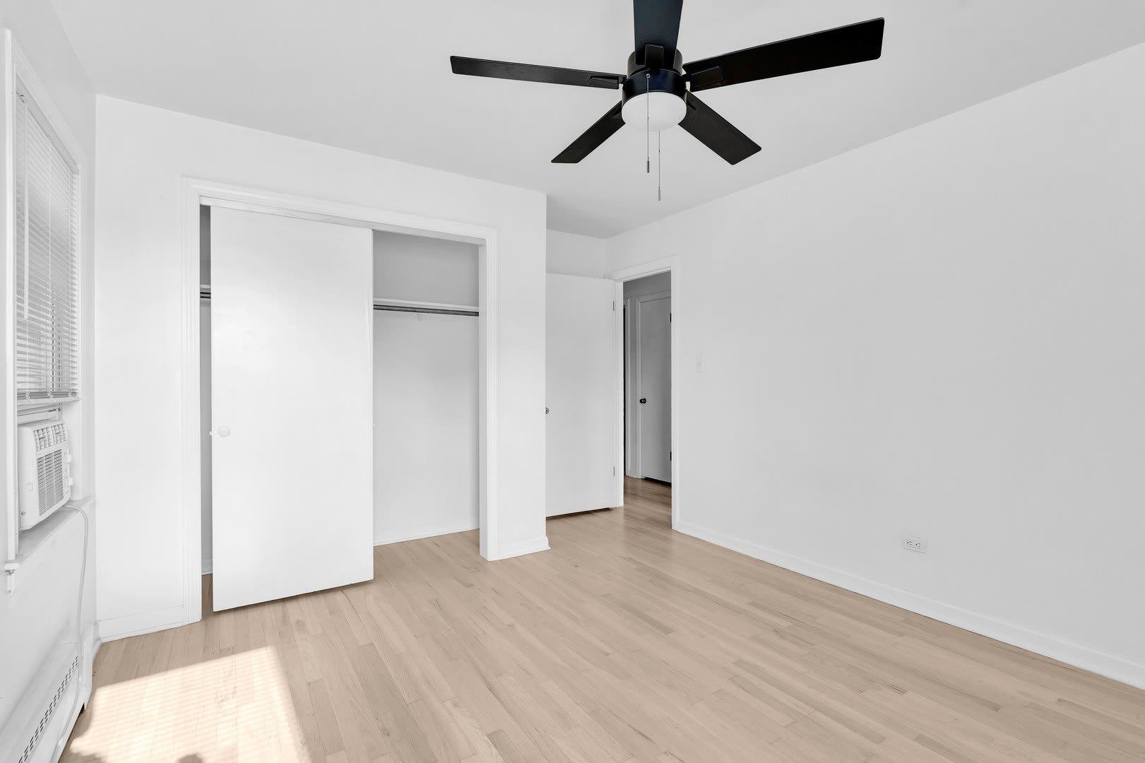 4614 N Central Avenue – photo 5