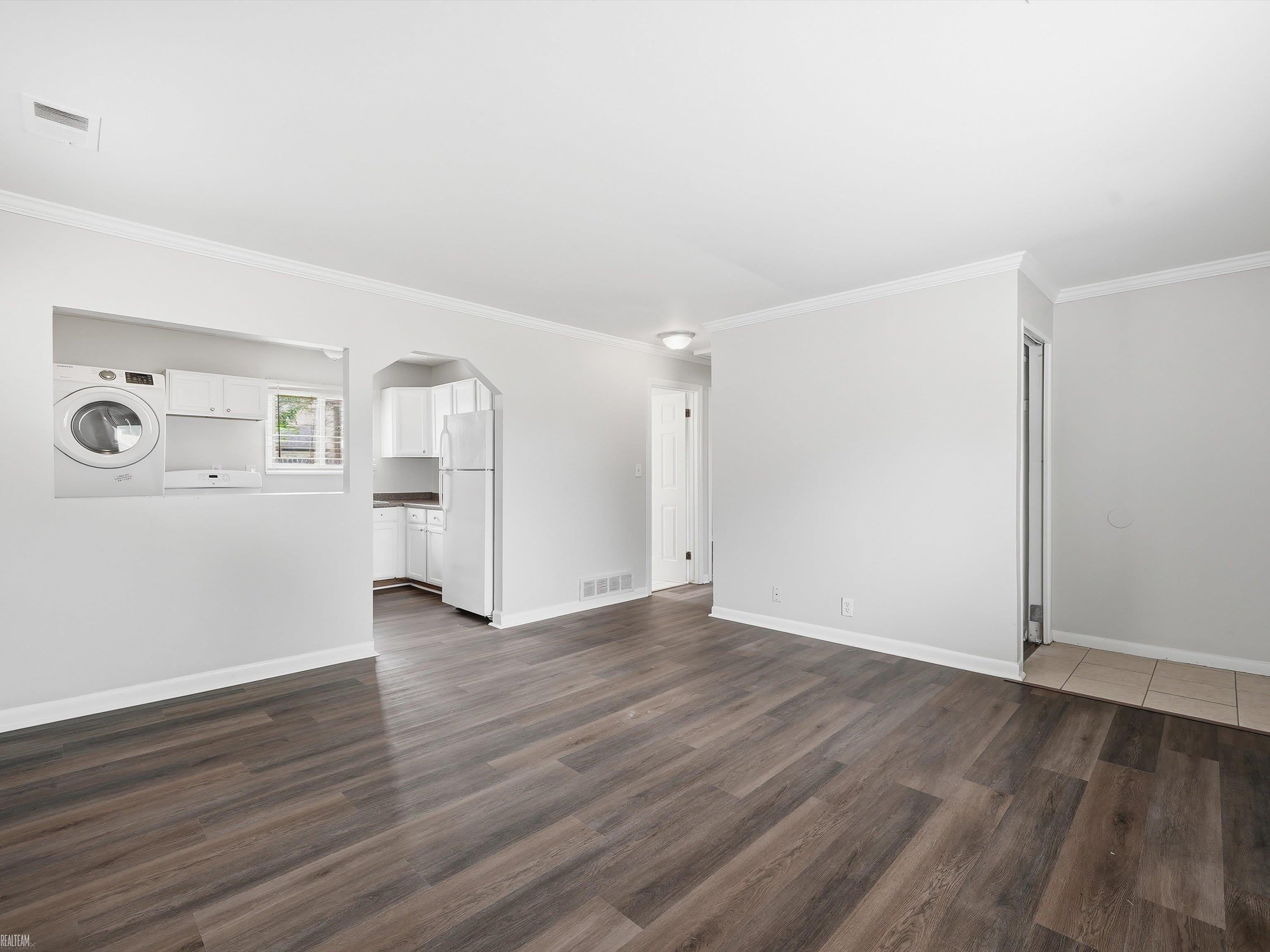 28311 Waverly Street – photo 4