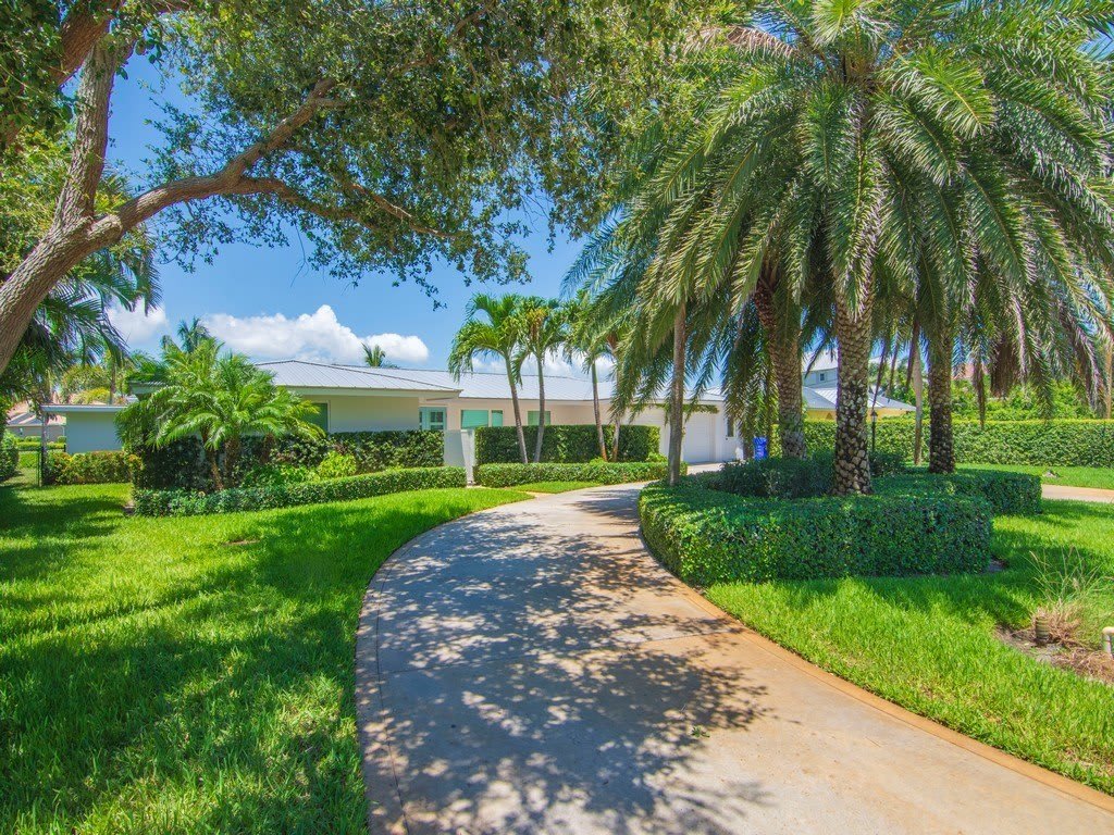 4601 Sunset Drive – photo 3