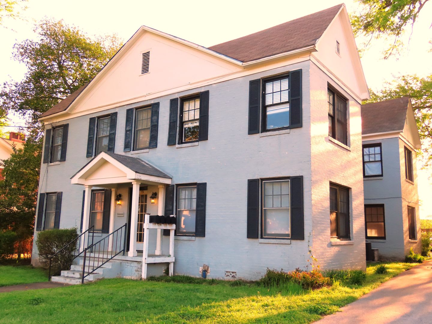 Charming 1 Bedroom, 1 Bath Apartment in Tyler! – photo 2