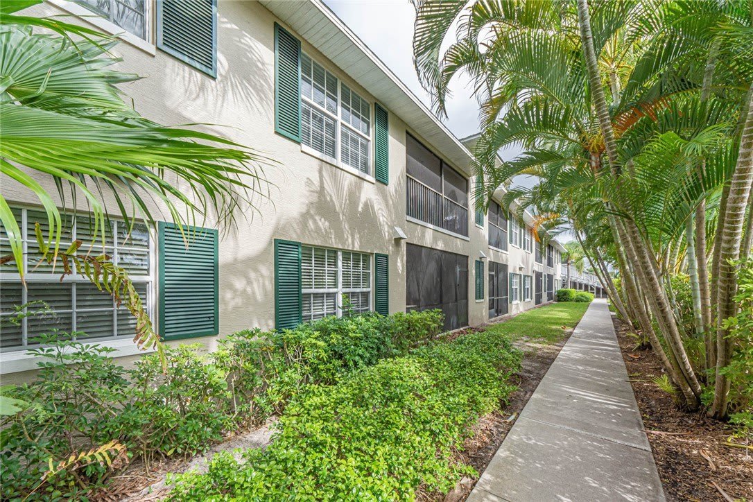 4360 Doubles Alley Drive 104 – photo 2