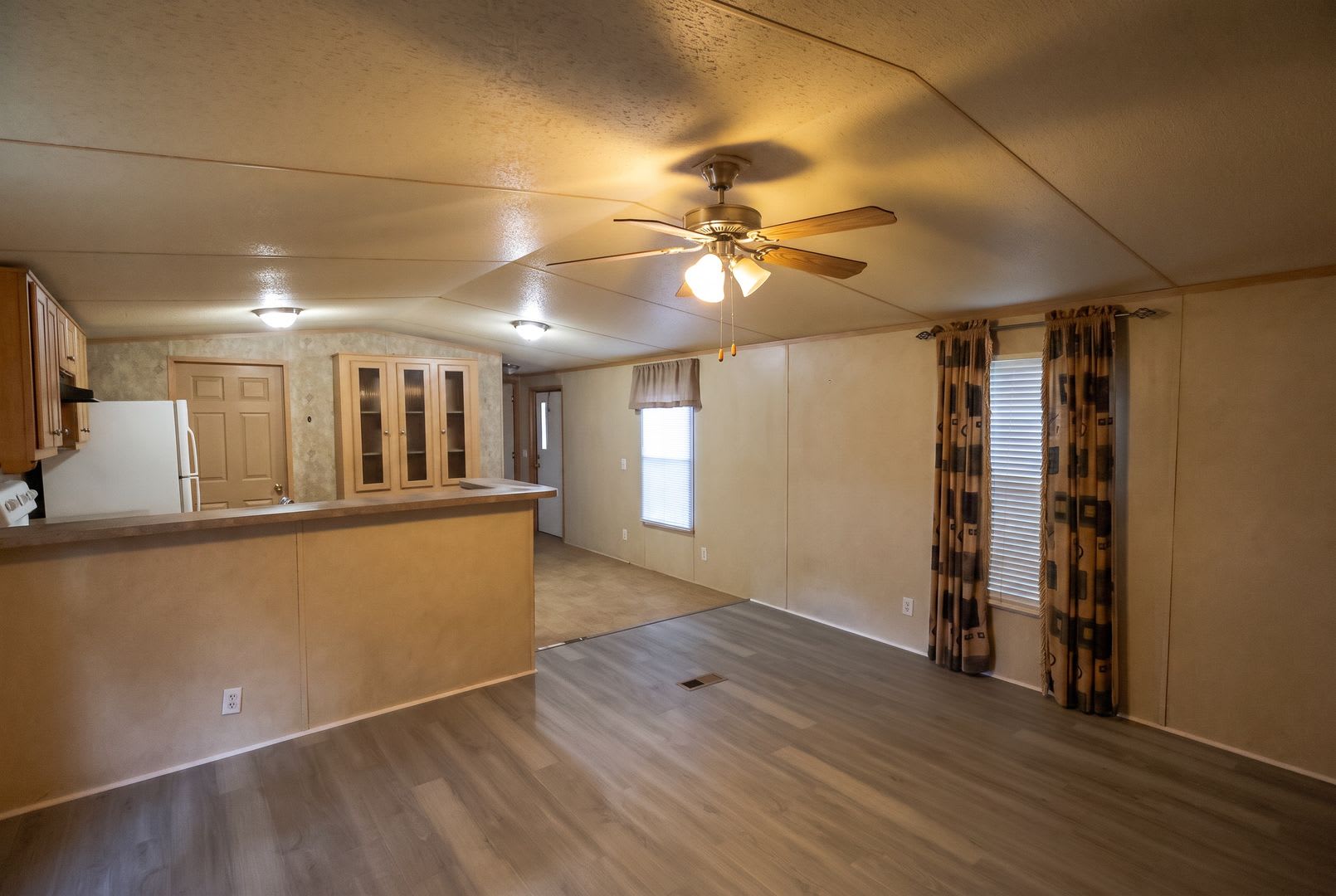 Blanchard 2 Bed 2 Bath Home – photo 3