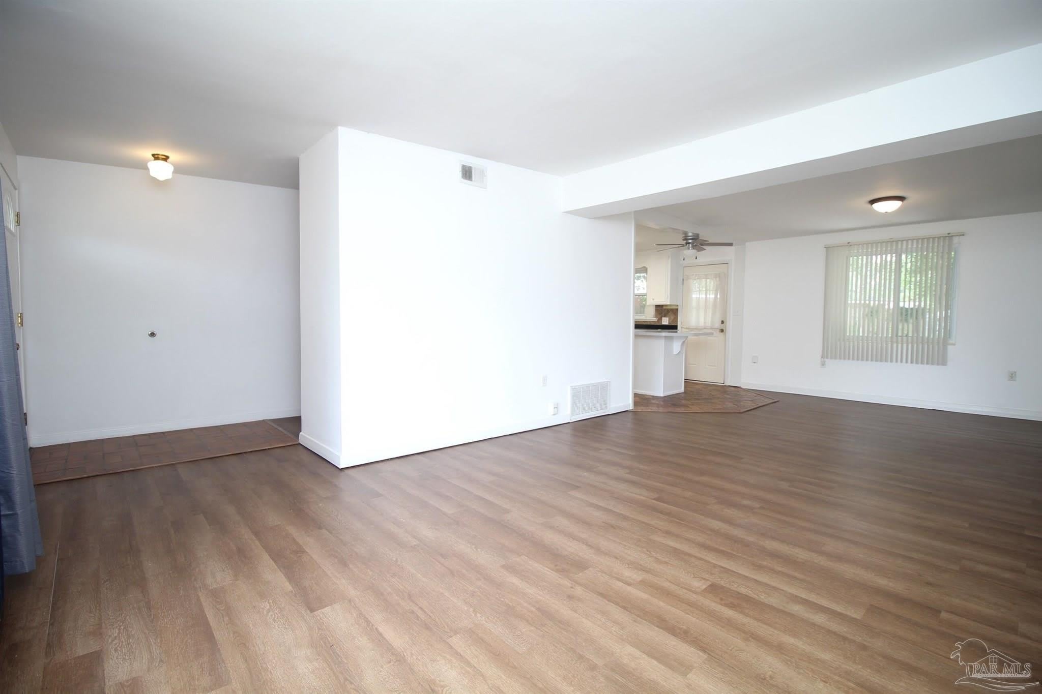 3875 Arbutus Dr – photo 5