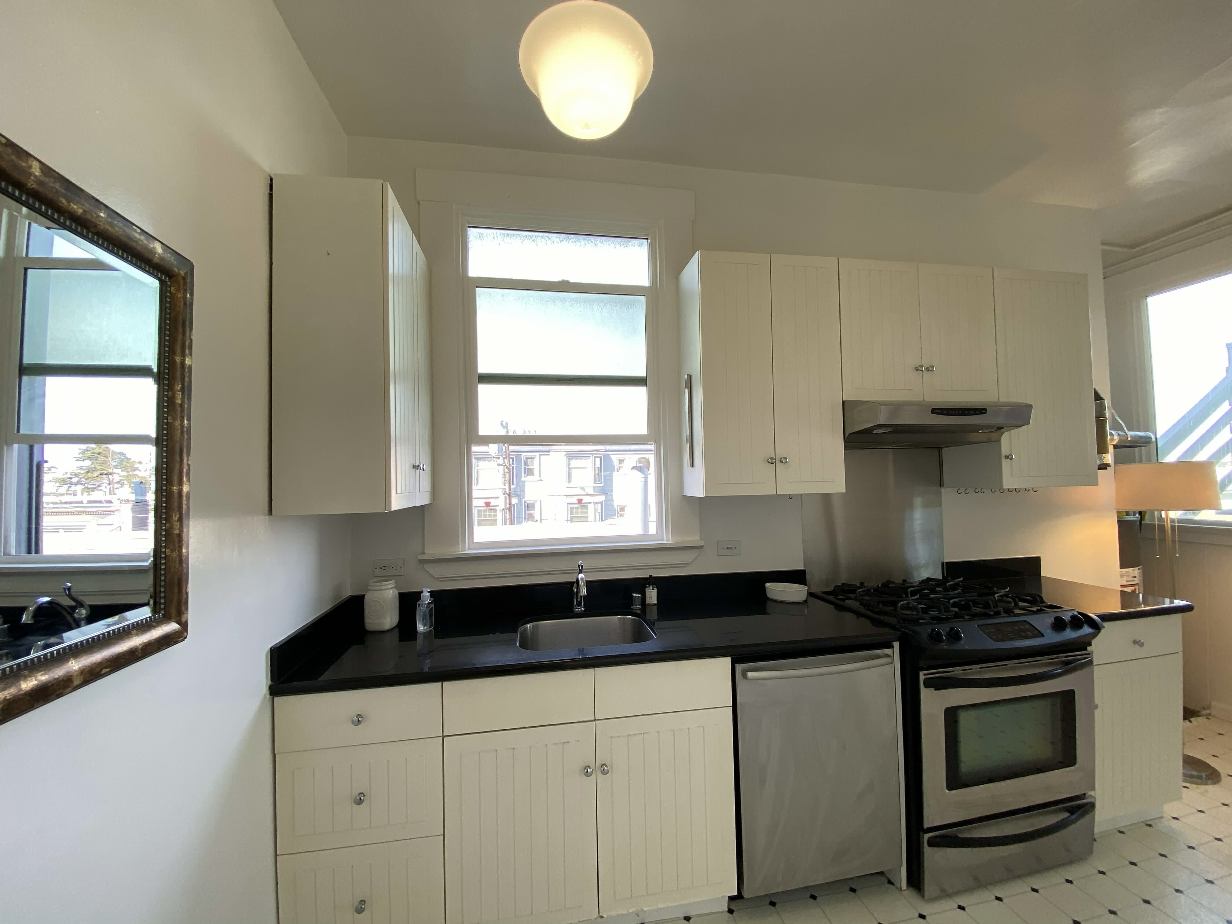 810 Masonic Avenue – photo 3