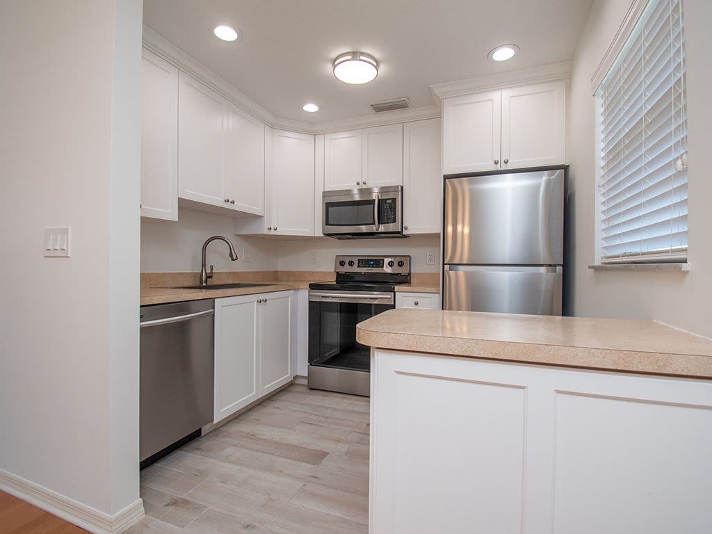 74 Royal Oak Court – photo 3