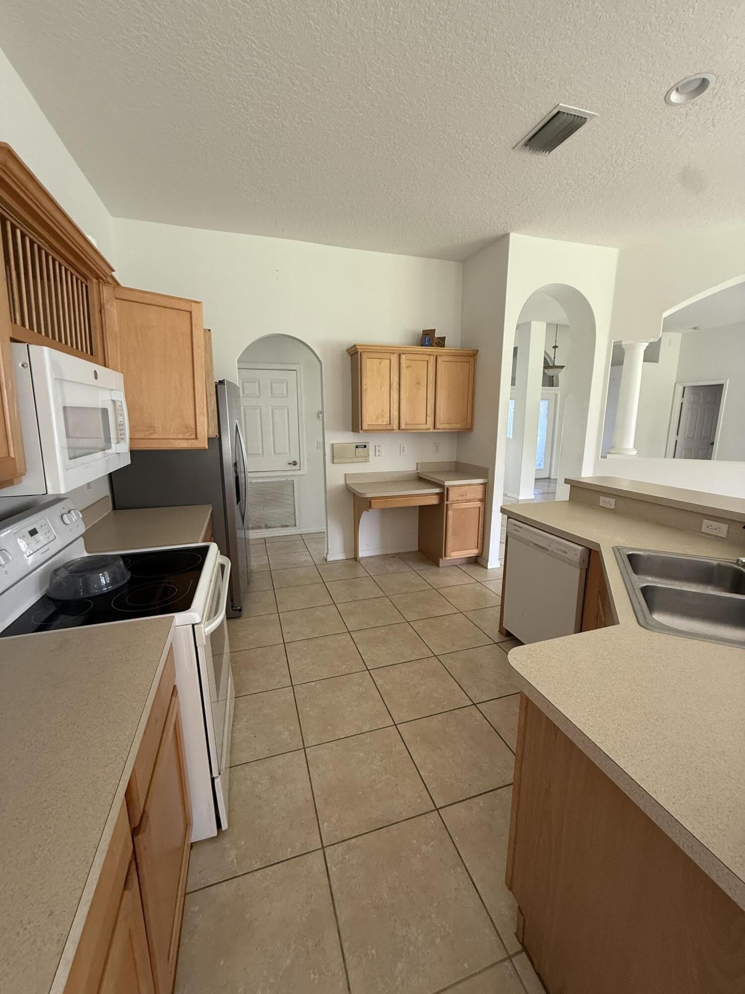 3419 SW Galeti Street – photo 5