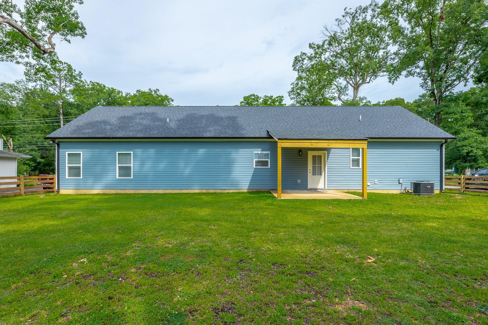 1129 Mc Donald Drive – photo 4