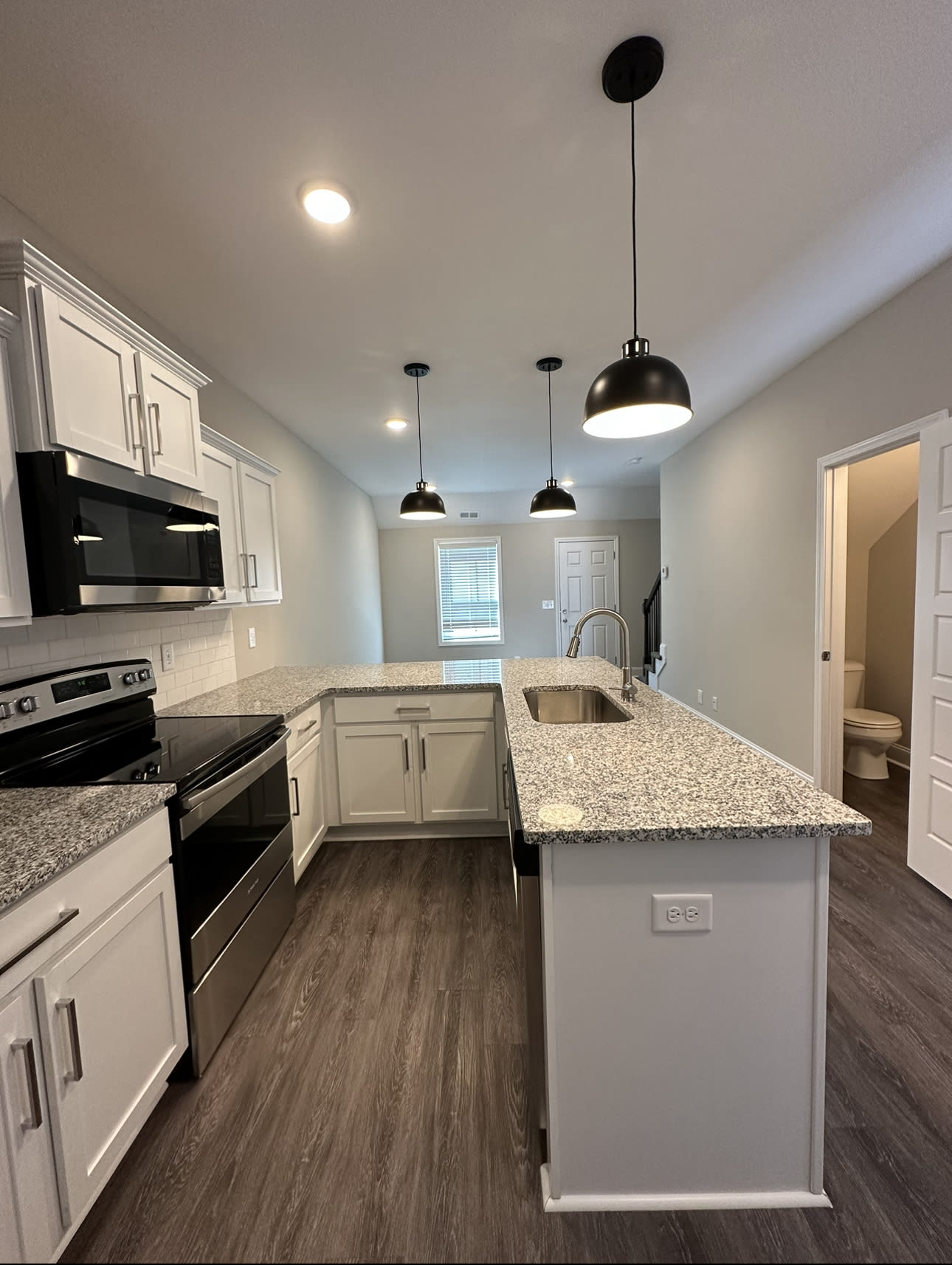 200 Drayton Drive – photo 3